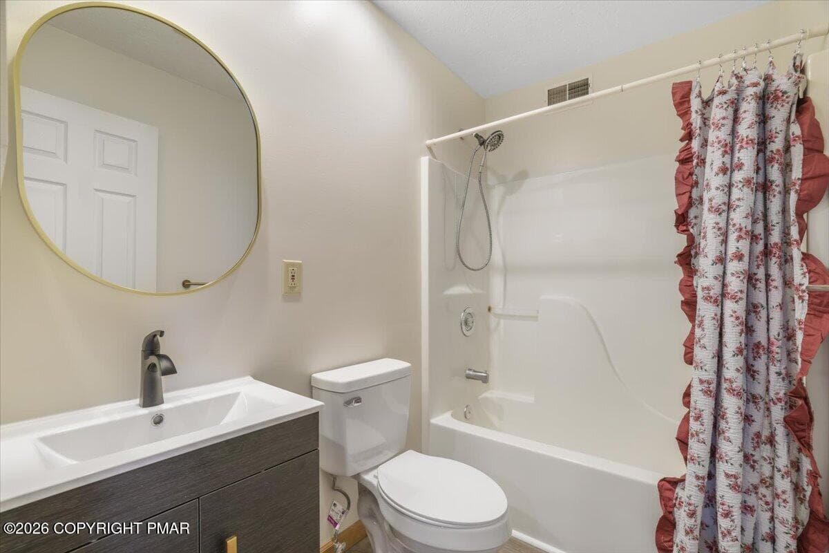 18-RBP50323 - 132 Laurel Court, Tannersville, PA 18372, Tannersville