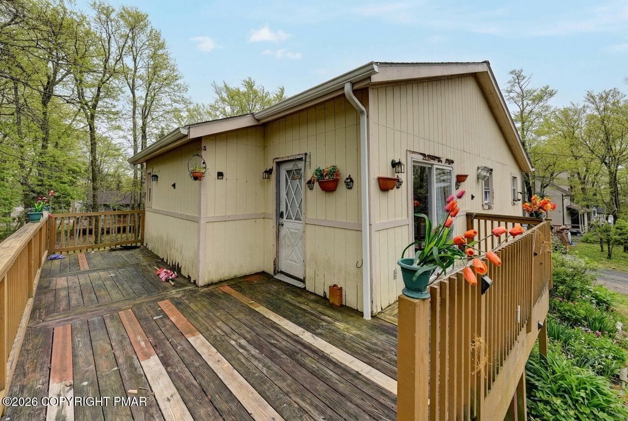 6263 Park Pl 04 Large - 6263 Park Place, Tobyhanna, PA 18466, Tobyhanna