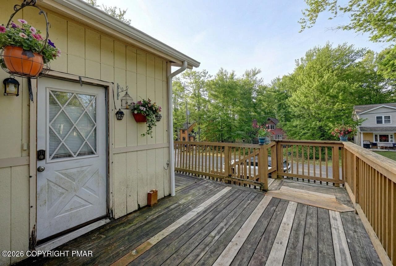 6263 Park Pl 05 Large - 6263 Park Place, Tobyhanna, PA 18466, Tobyhanna
