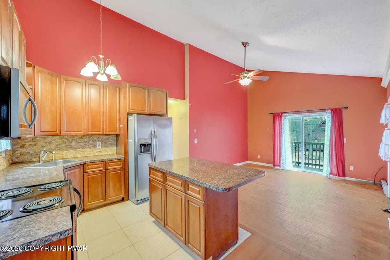 6263 Park Pl 06 Large - 6263 Park Place, Tobyhanna, PA 18466, Tobyhanna