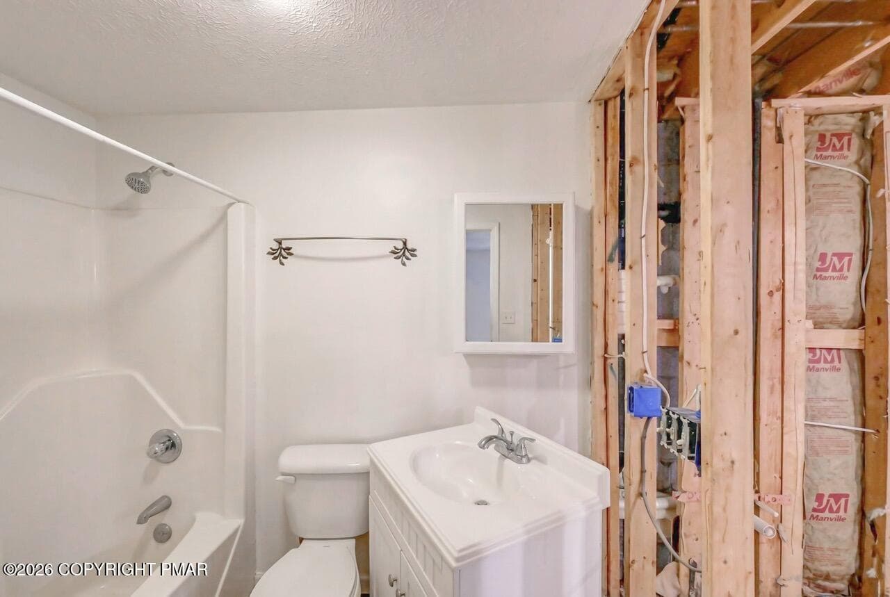 6263 Park Pl 44 Large - 6263 Park Place, Tobyhanna, PA 18466, Tobyhanna