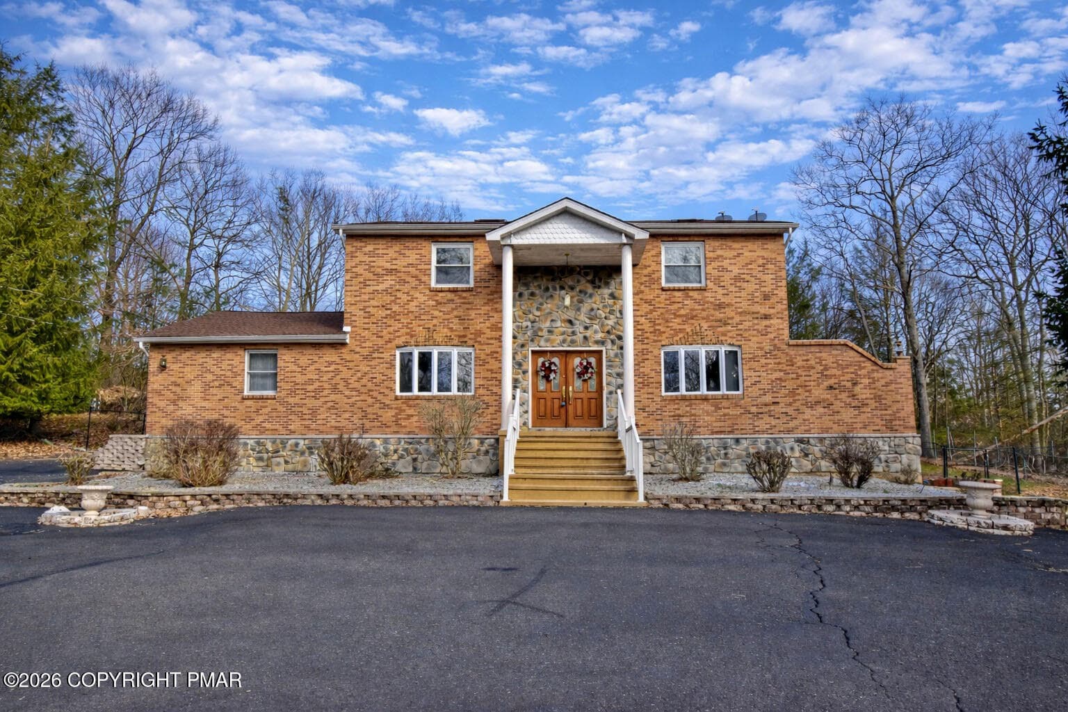 1 Main - 214 Sunrise Loop, Henryville, PA 18332, Henryville