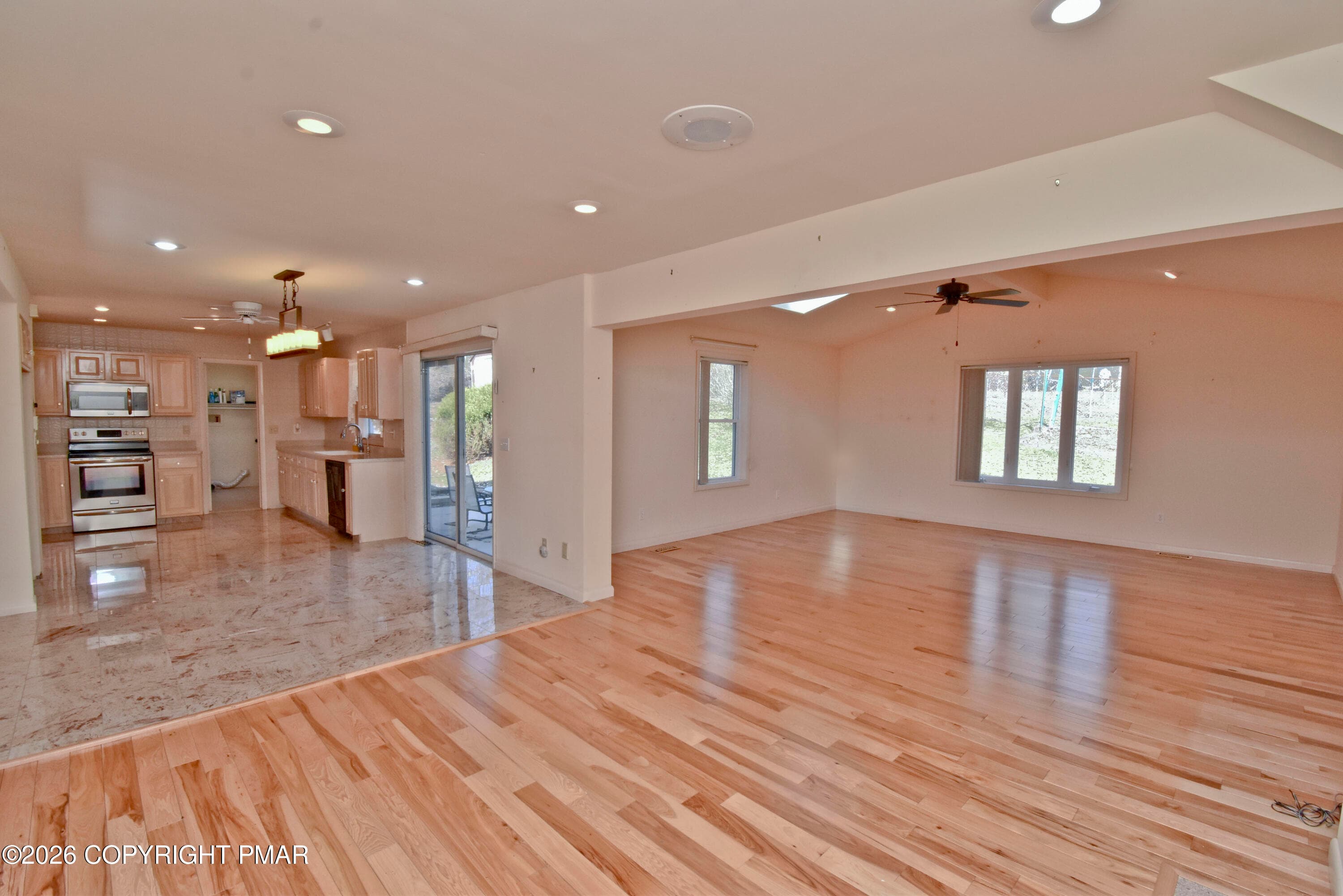 6 Family (4) - 214 Sunrise Loop, Henryville, PA 18332, Henryville