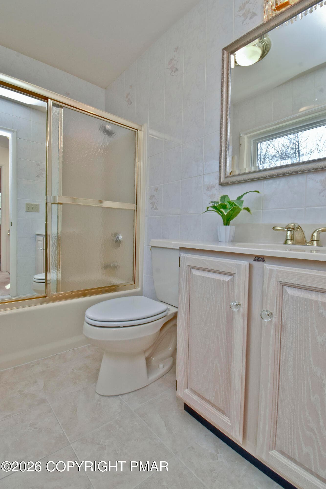 11 Bath - 214 Sunrise Loop, Henryville, PA 18332, Henryville