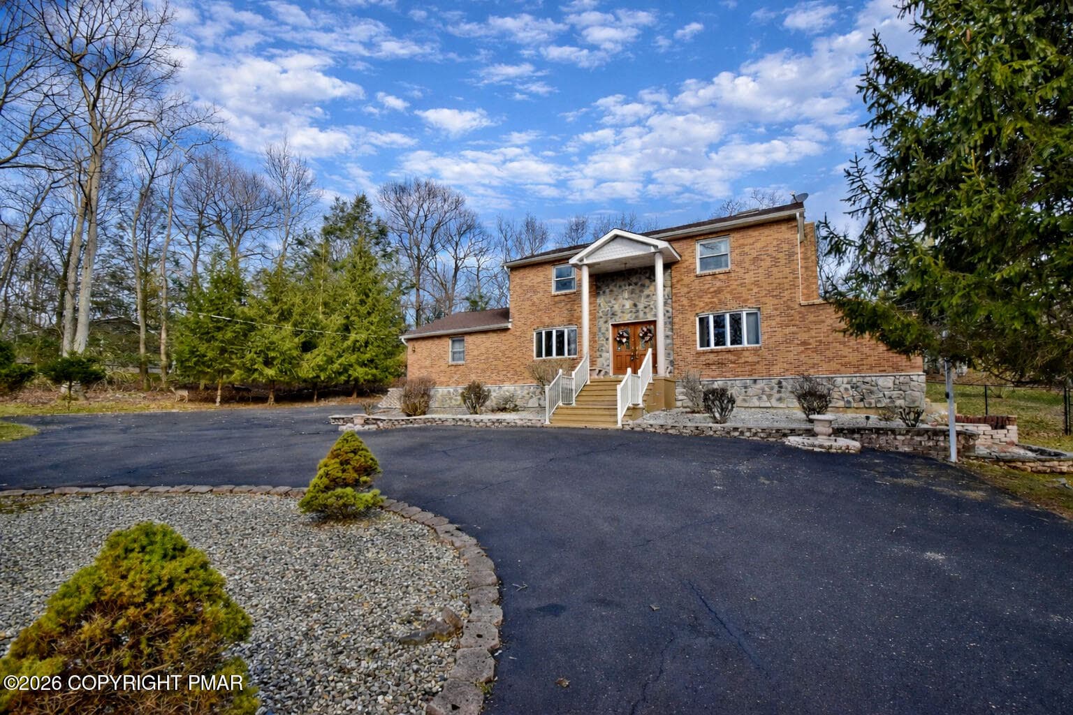 18 Front Exterior (1) - 214 Sunrise Loop, Henryville, PA 18332, Henryville