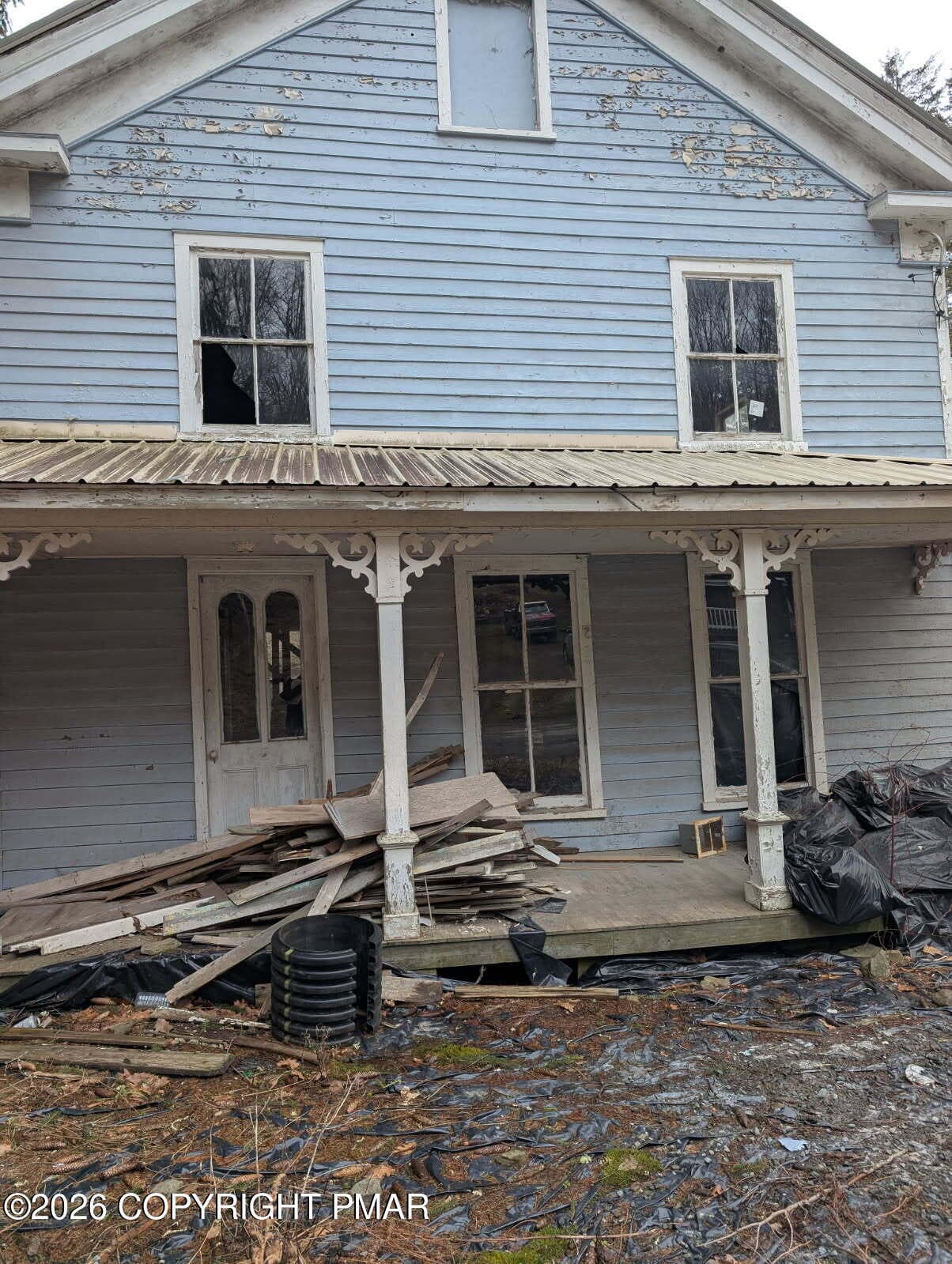 45 Grocery Hill Road, Equinunk, PA 18417