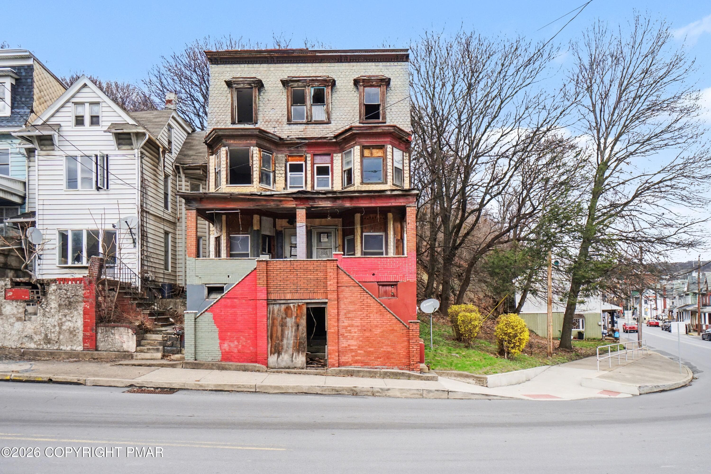805-807 N 6TH Street, Shamokin, PA 17872