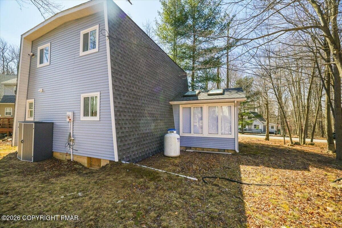 Side view - 8943 Deerfield Drive, Tobyhanna, PA 18466, Tobyhanna