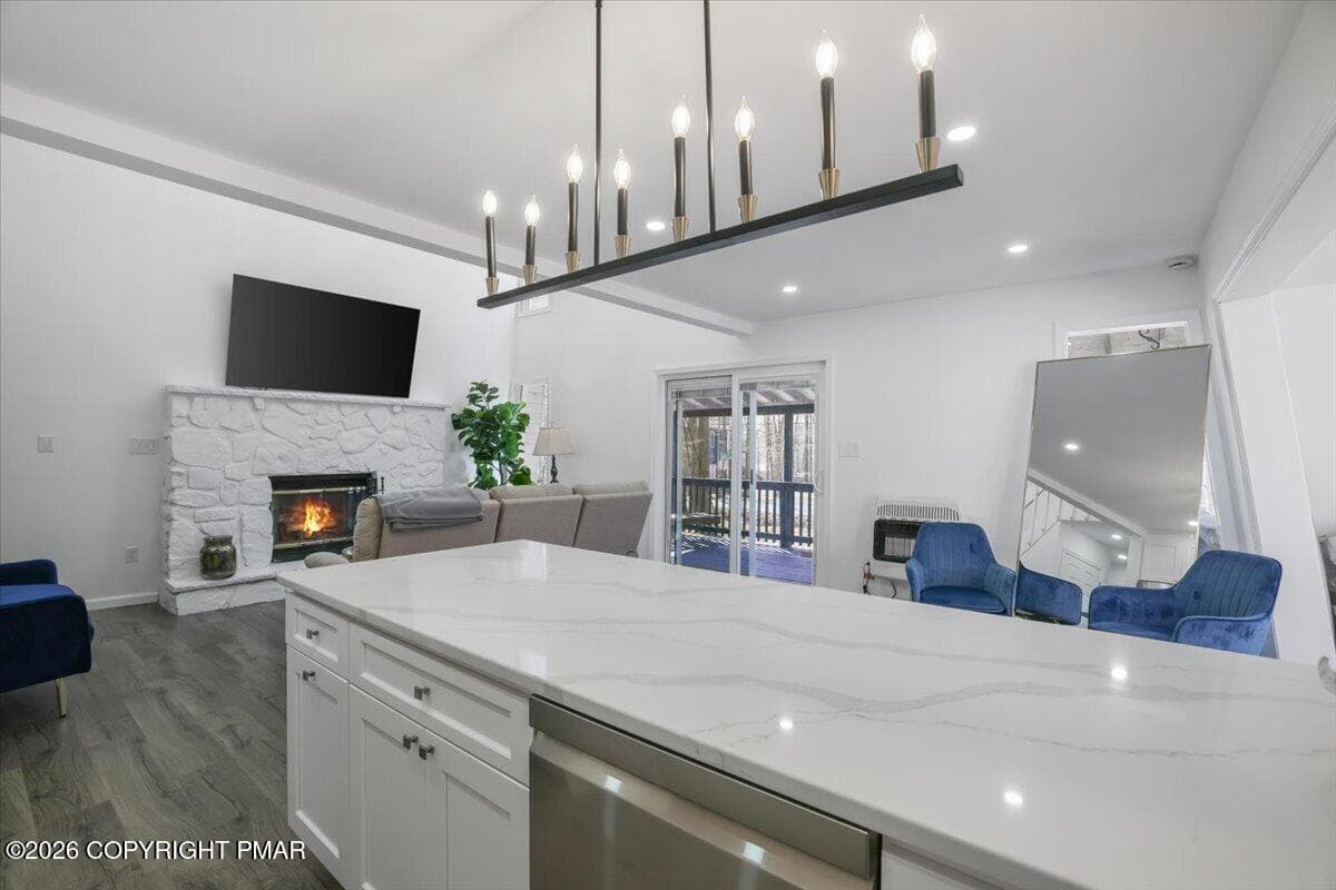 Kitchen/Livingroom - 8943 Deerfield Drive, Tobyhanna, PA 18466, Tobyhanna