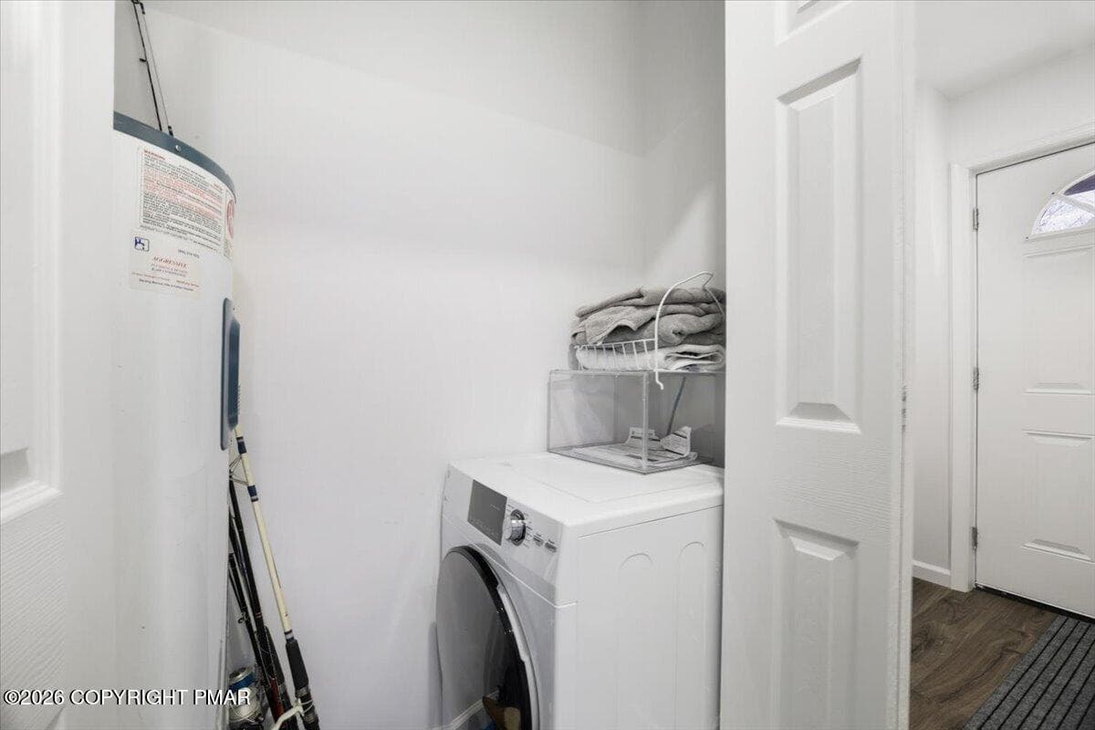 Washer - 8943 Deerfield Drive, Tobyhanna, PA 18466, Tobyhanna
