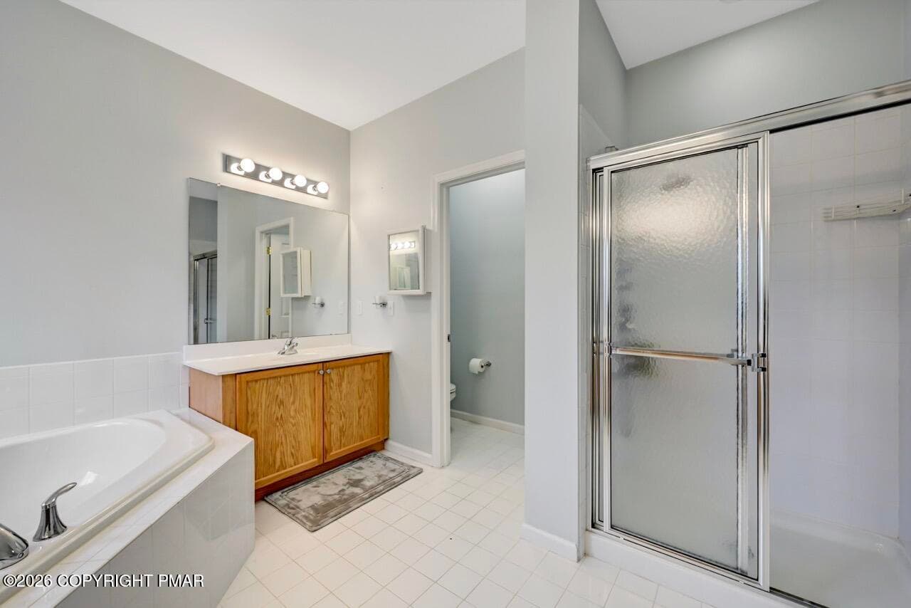 Walk In Shower - 134 Skytop Road, Pocono Pines, PA 18350, Pocono Pines