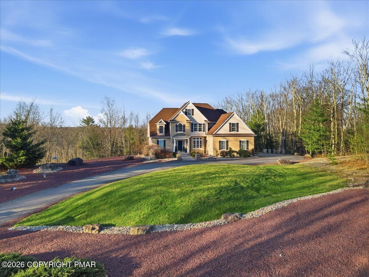 031-Photo-25 - 389 Joanne Court, Bartonsville, PA 18321, Bartonsville