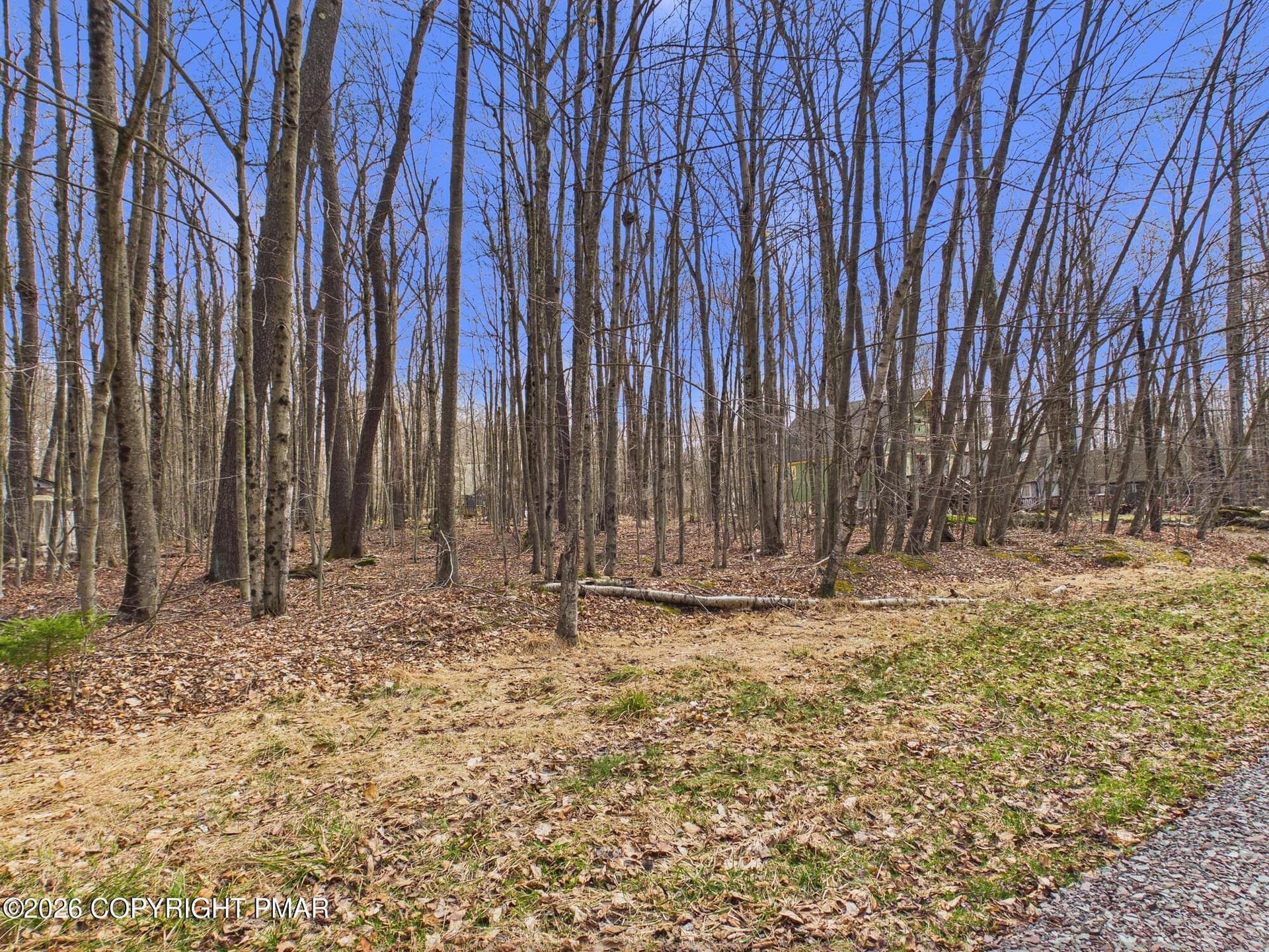 Croasdale Ct 22 Court, Pocono Lake, PA 18347