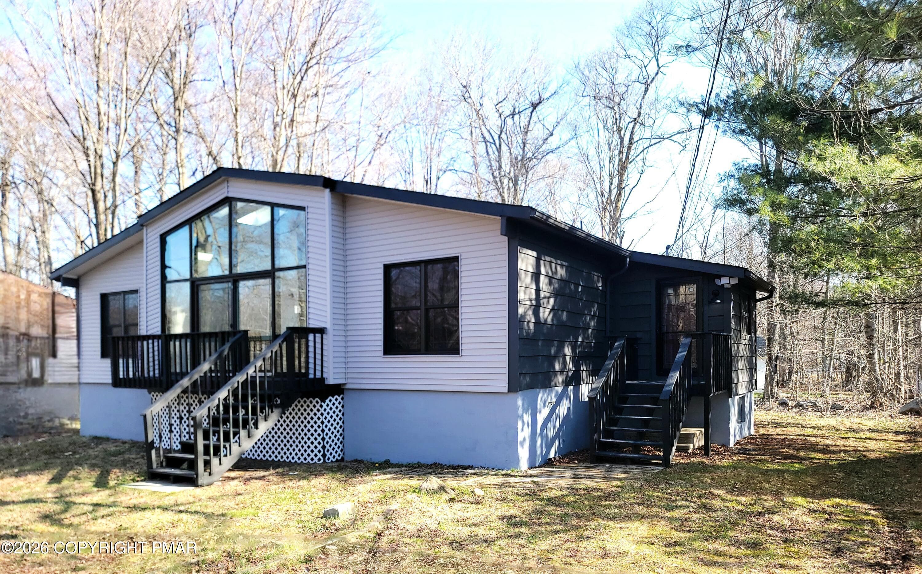 9069 IDLEWILD Drive, Tobyhanna, PA 18466