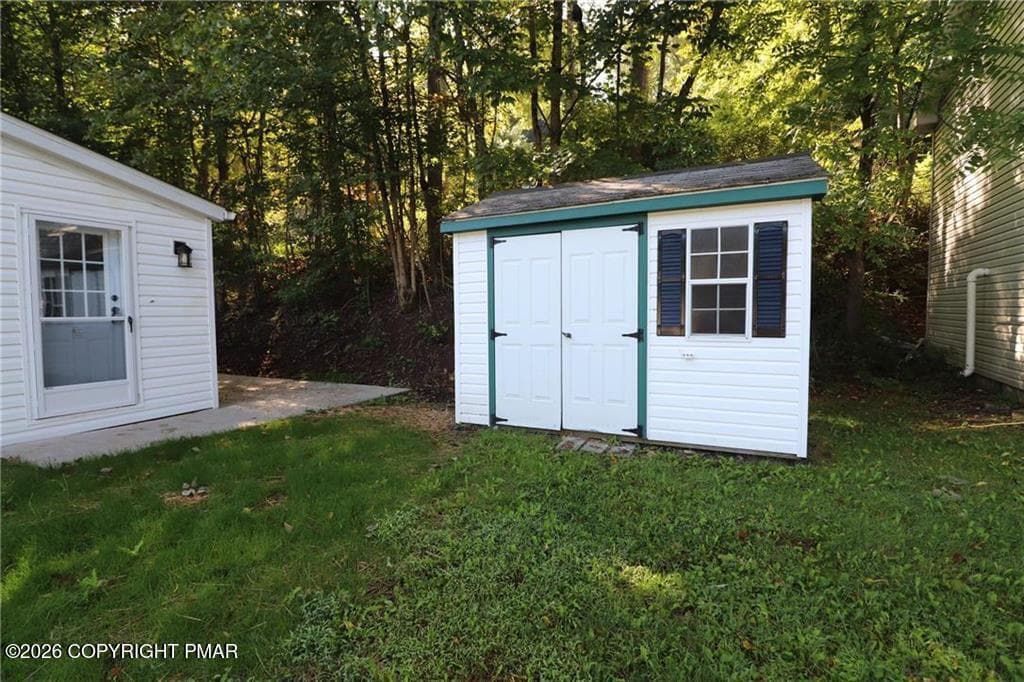1215 side view & shed - 1215 Blue Mountain Circle, Saylorsburg, PA 18353, Saylorsburg