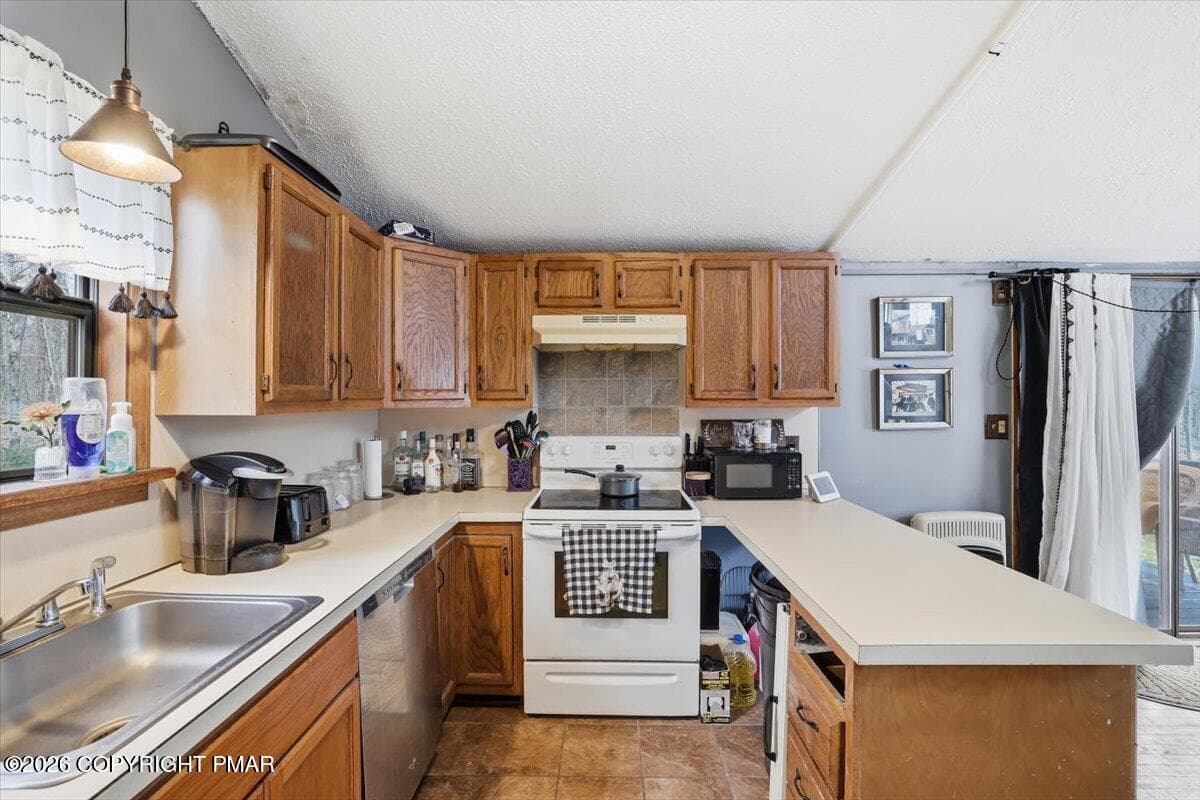 33-Photo-31 - 1209 Navajo Trail, Gouldsboro, PA 18424, Gouldsboro