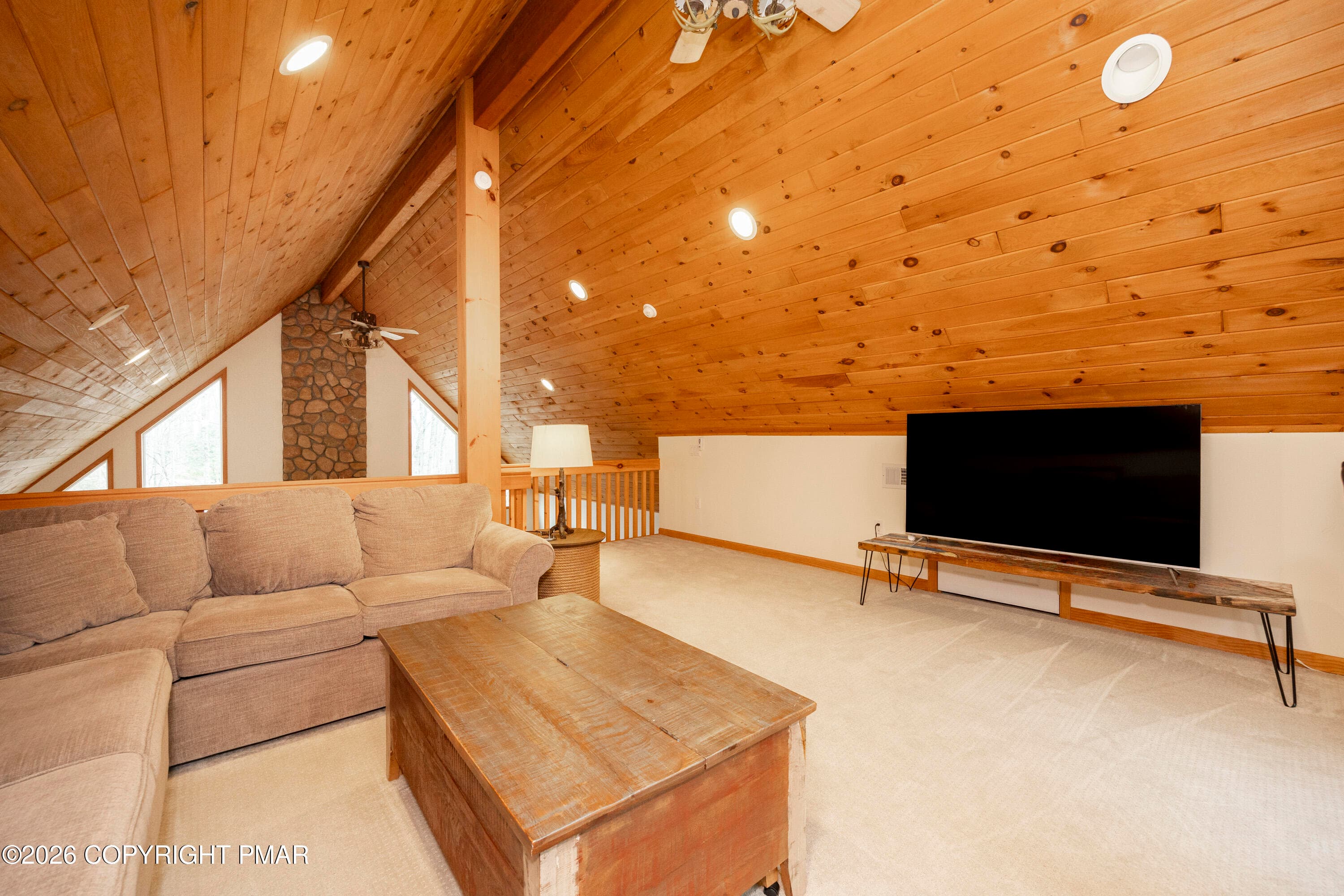 042 - 1212 Acacia Drive, Hawley, PA 18428, Hawley