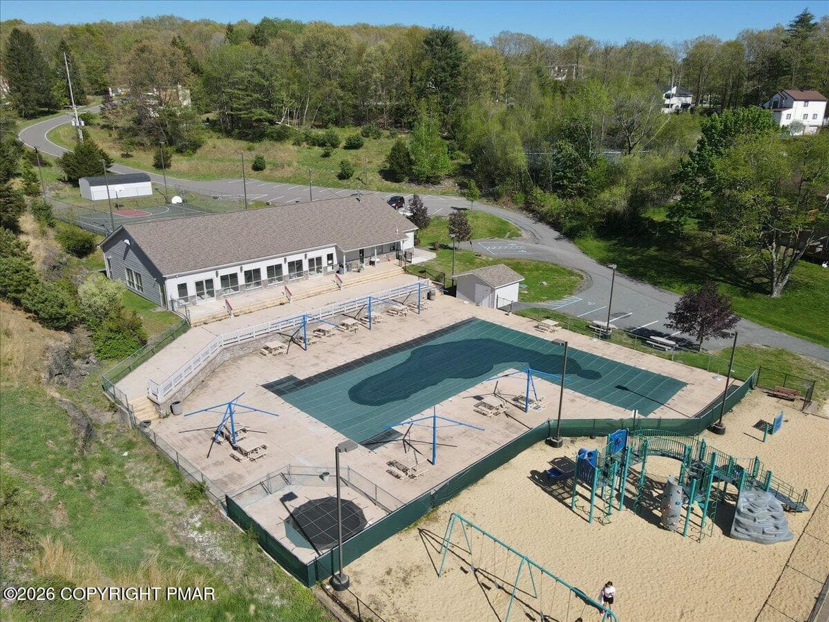 51-Photo May 02 2024, 3 57 48 PM - 2292 Southport Drive, Bushkill, PA 18324, Bushkill