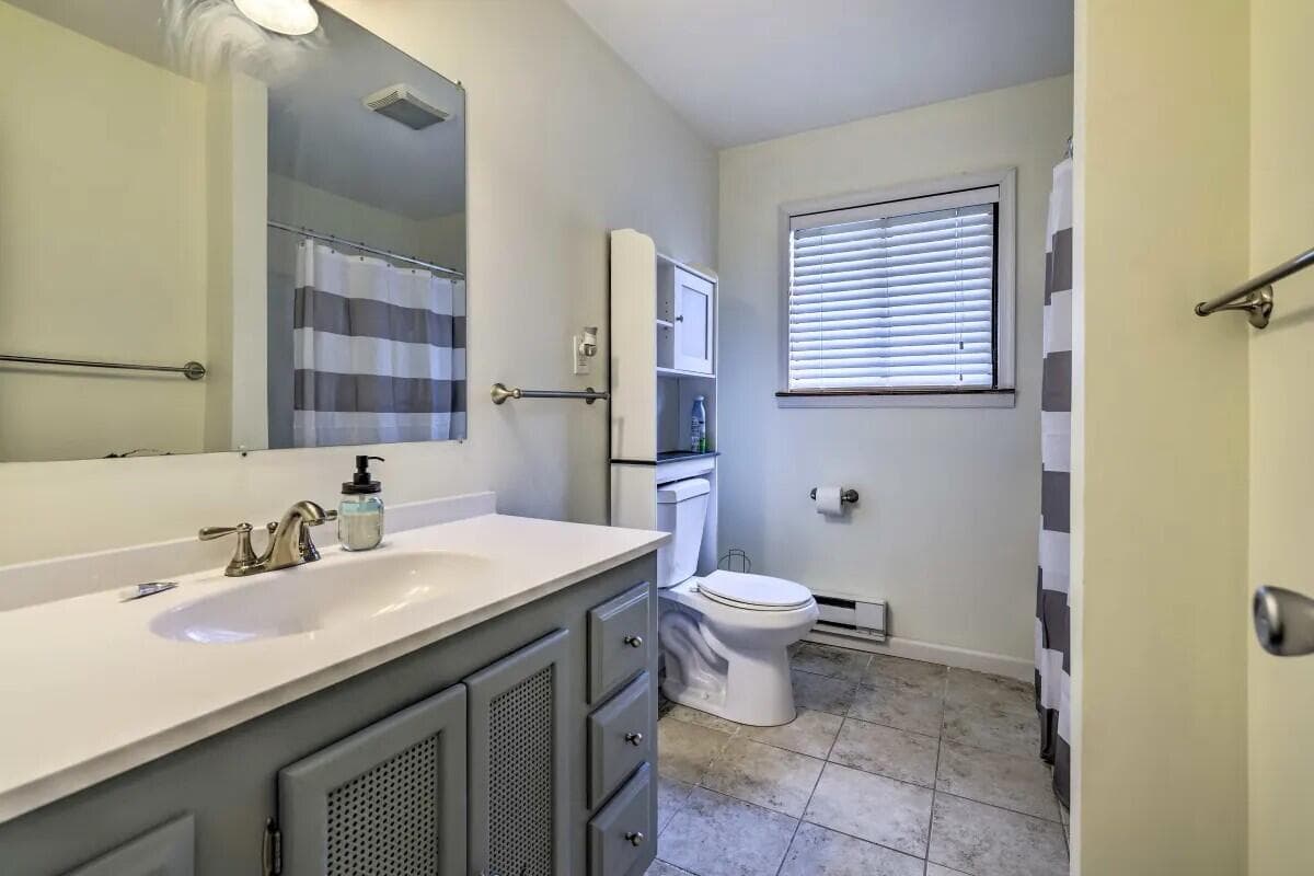 Country Pl Bathroom 2 - 542 Country Place Drive, Tobyhanna, PA 18466, Tobyhanna
