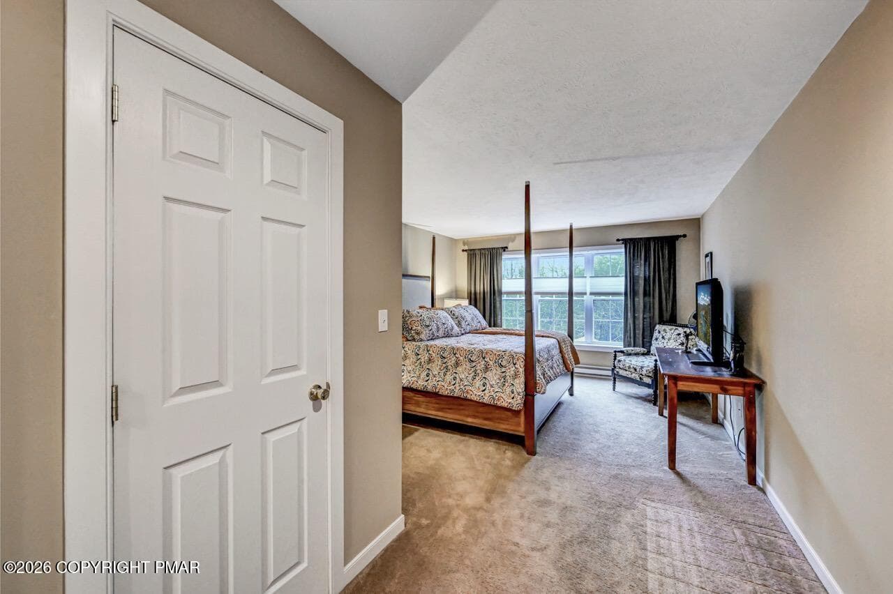 Owner Suite - 151 Skytop Road, Pocono Pines, PA 18350, Pocono Pines