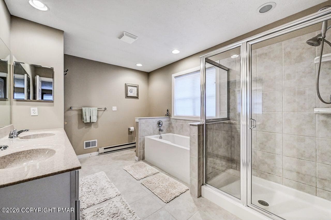 Owner Full Bath - 151 Skytop Road, Pocono Pines, PA 18350, Pocono Pines