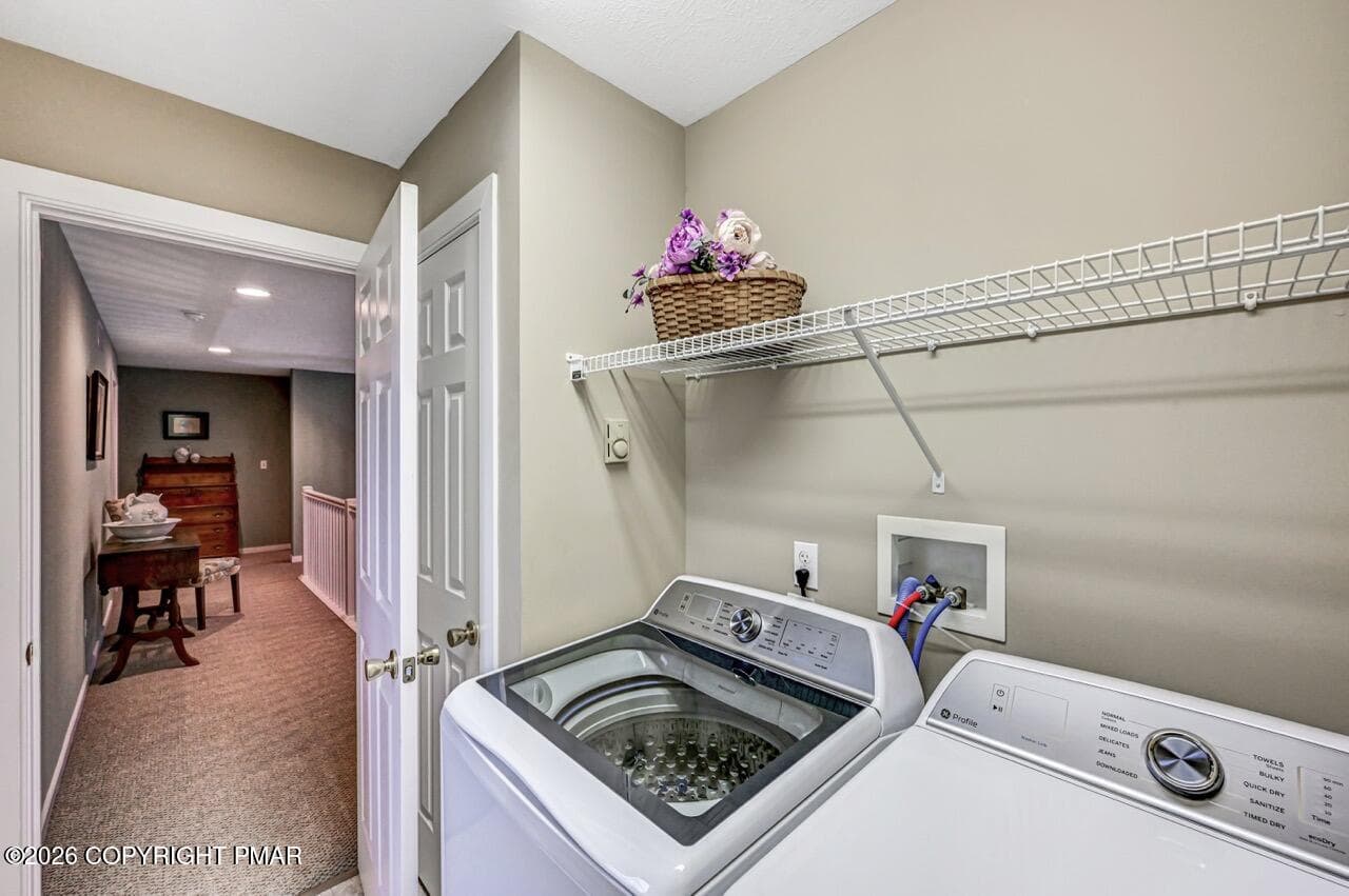 Laundry - 151 Skytop Road, Pocono Pines, PA 18350, Pocono Pines