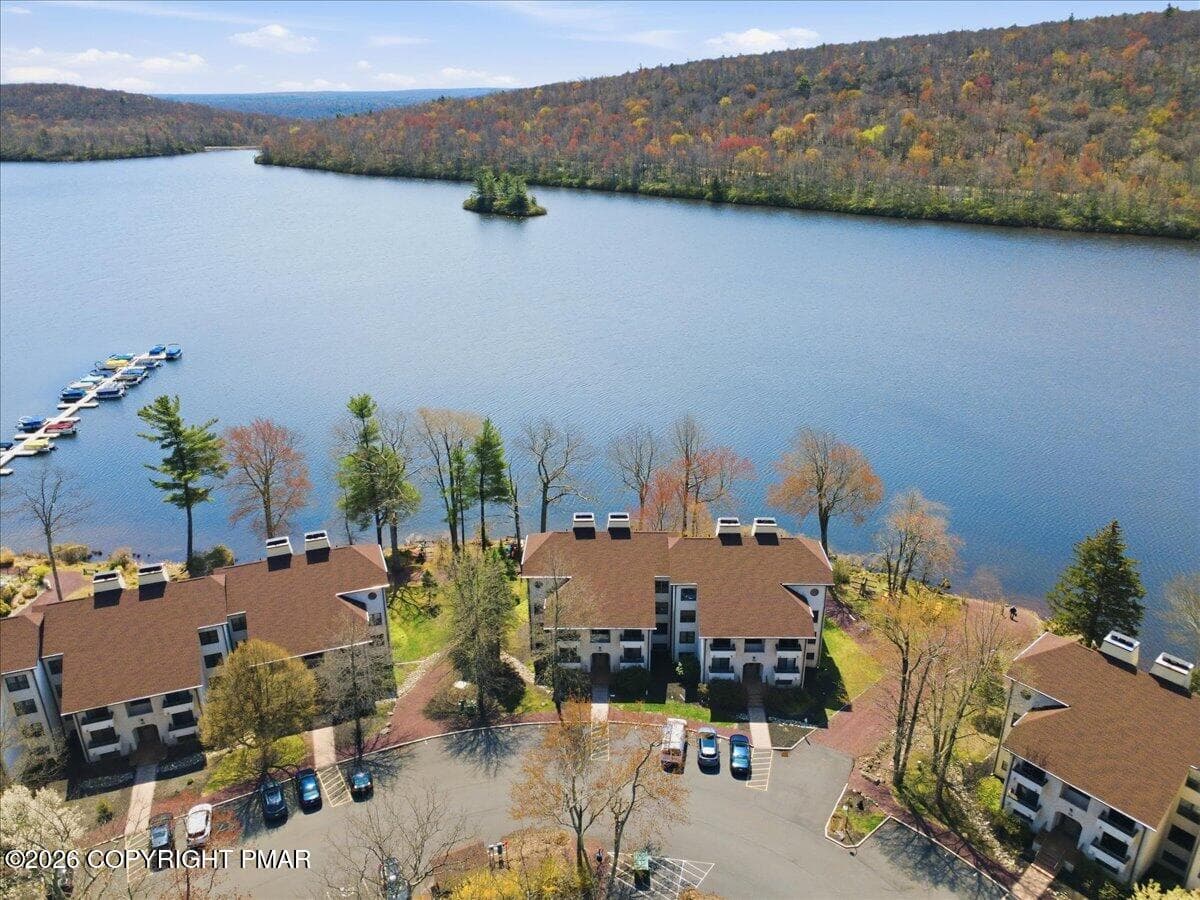 45 Midlake Drive # 101G, Lake Harmony, PA 18624