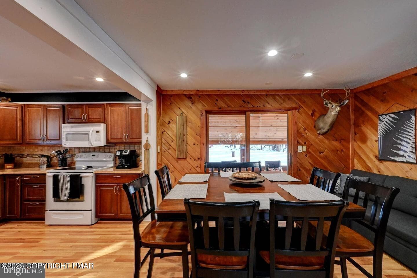 19 - 28 Skye Drive, Lake Harmony, PA 18624