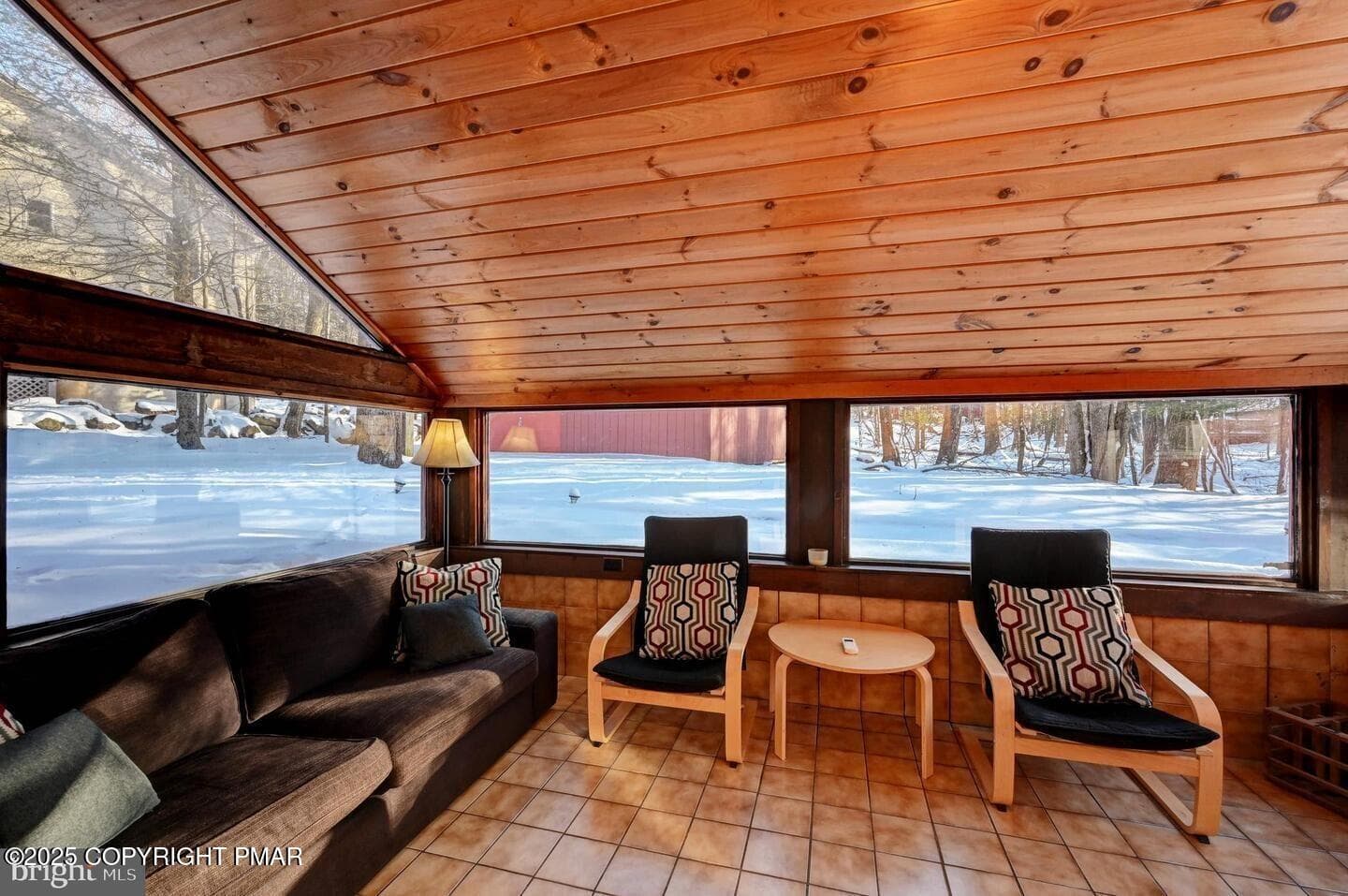 26 - 28 Skye Drive, Lake Harmony, PA 18624