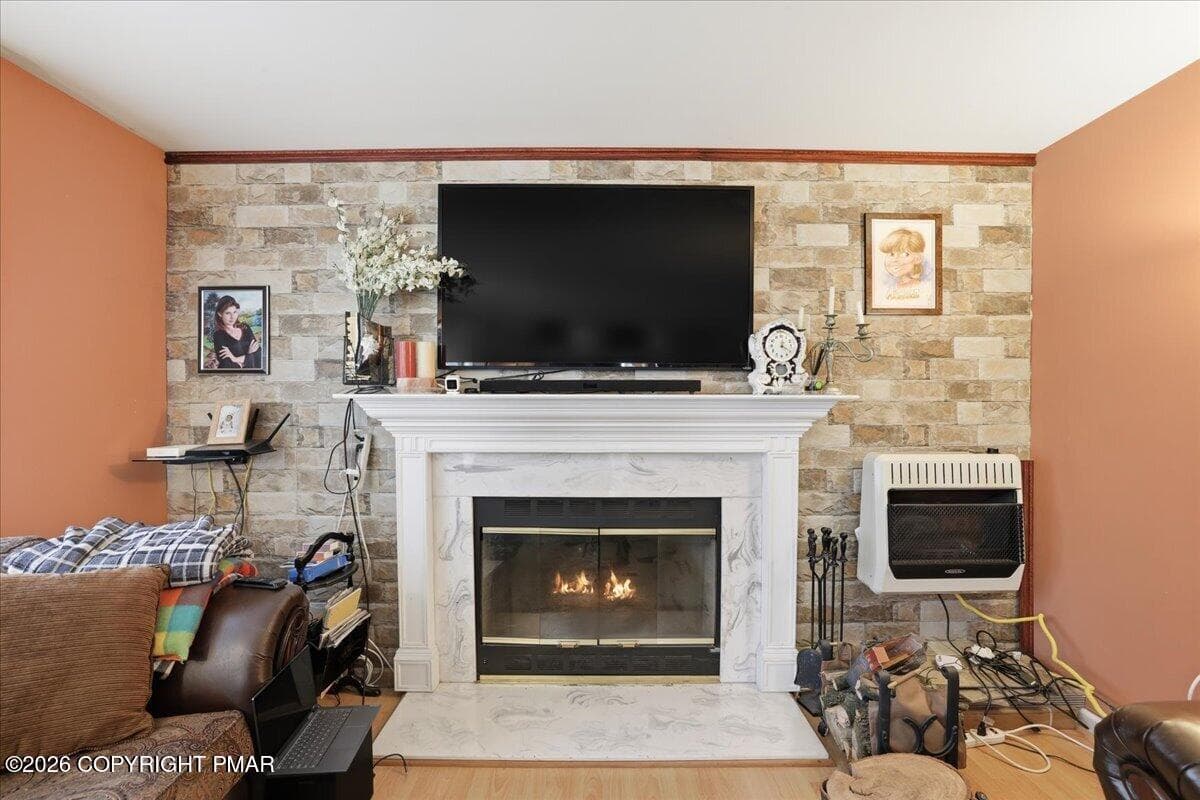 19-022_847A3444_with_fire - 270 Packanack Drive, Gouldsboro, PA 18424, Gouldsboro