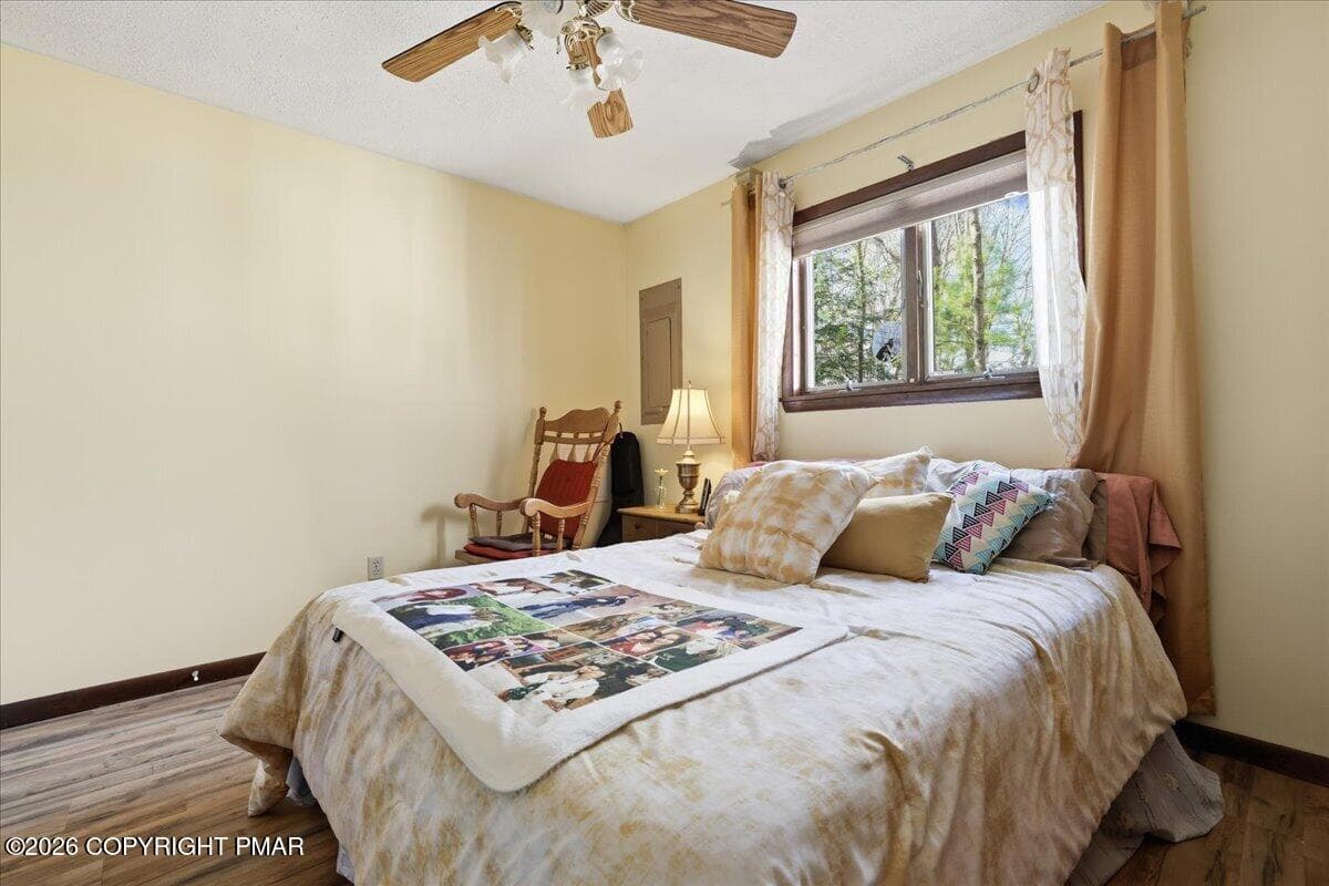 34-042_847A6994 - 250 Sheridan Drive, Tobyhanna, PA 18466