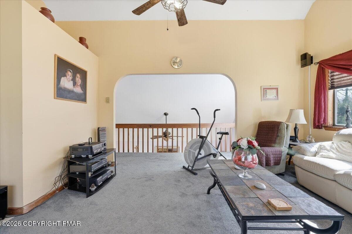 47-007_847A6955 - 250 Sheridan Drive, Tobyhanna, PA 18466, Tobyhanna