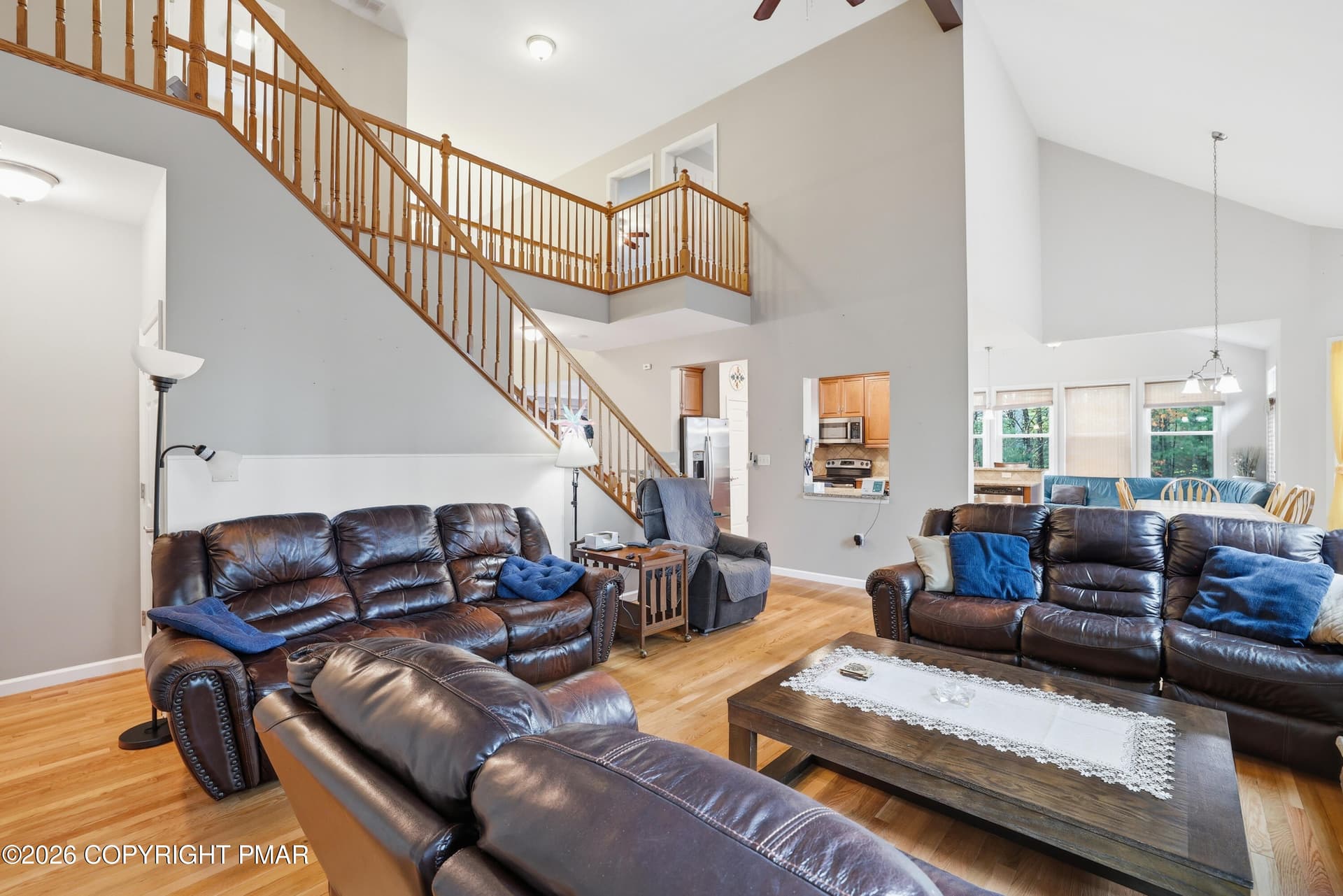 Living room - 1323 Crossing Lane, Stroudsburg, PA 18360