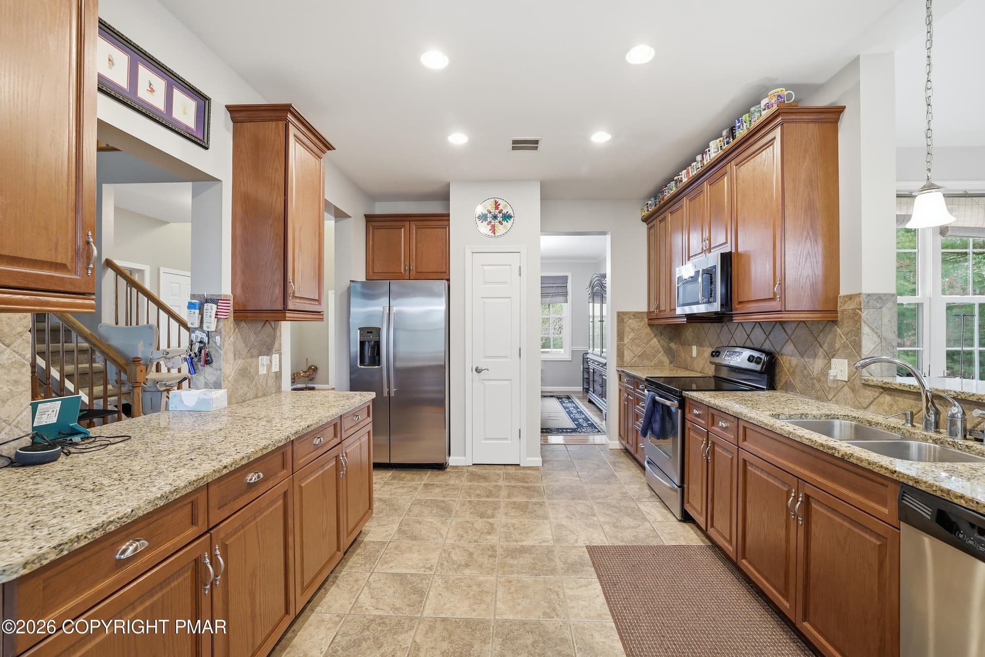 Kitchen - 1323 Crossing Lane, Stroudsburg, PA 18360