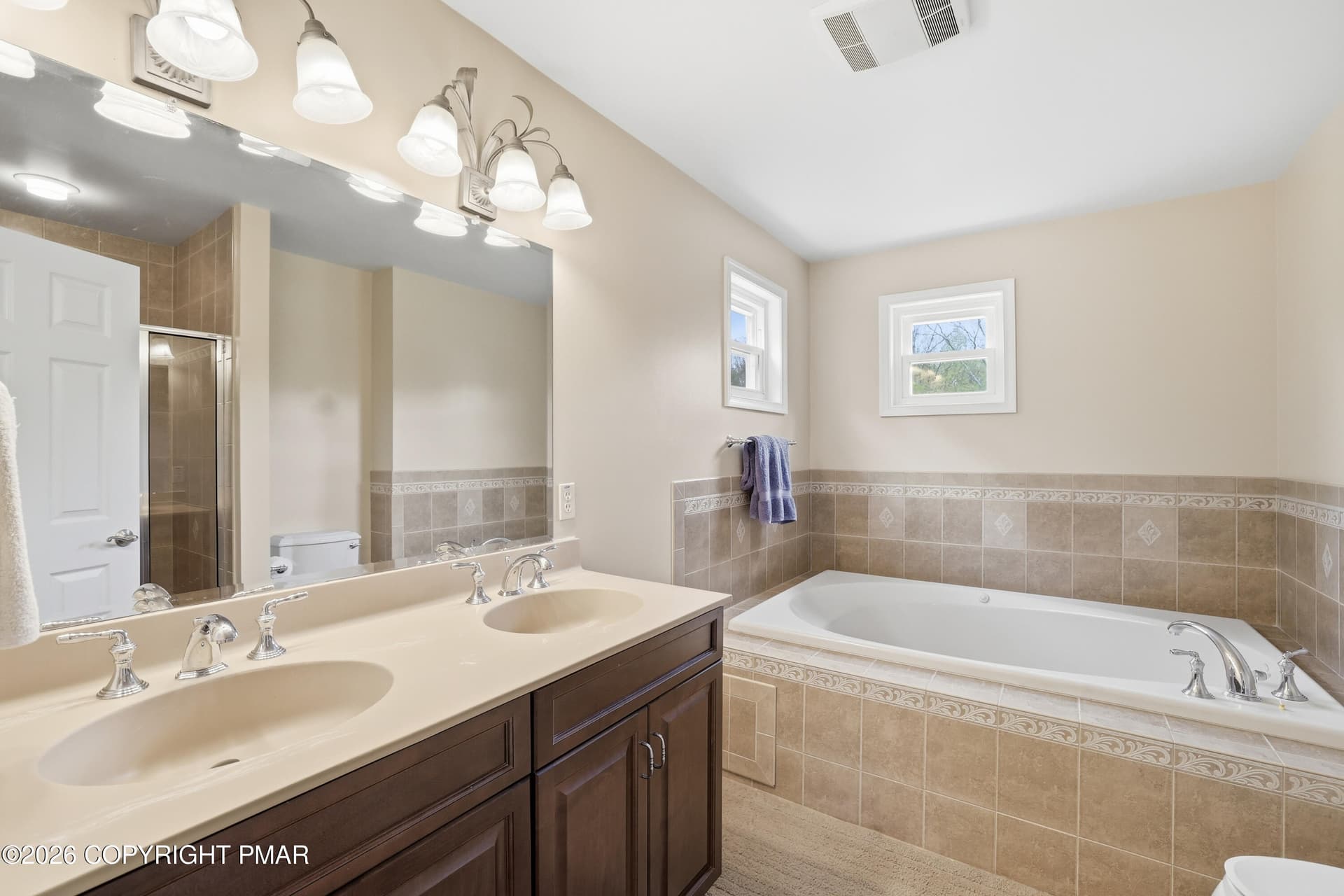 Primary bathroom - 1323 Crossing Lane, Stroudsburg, PA 18360