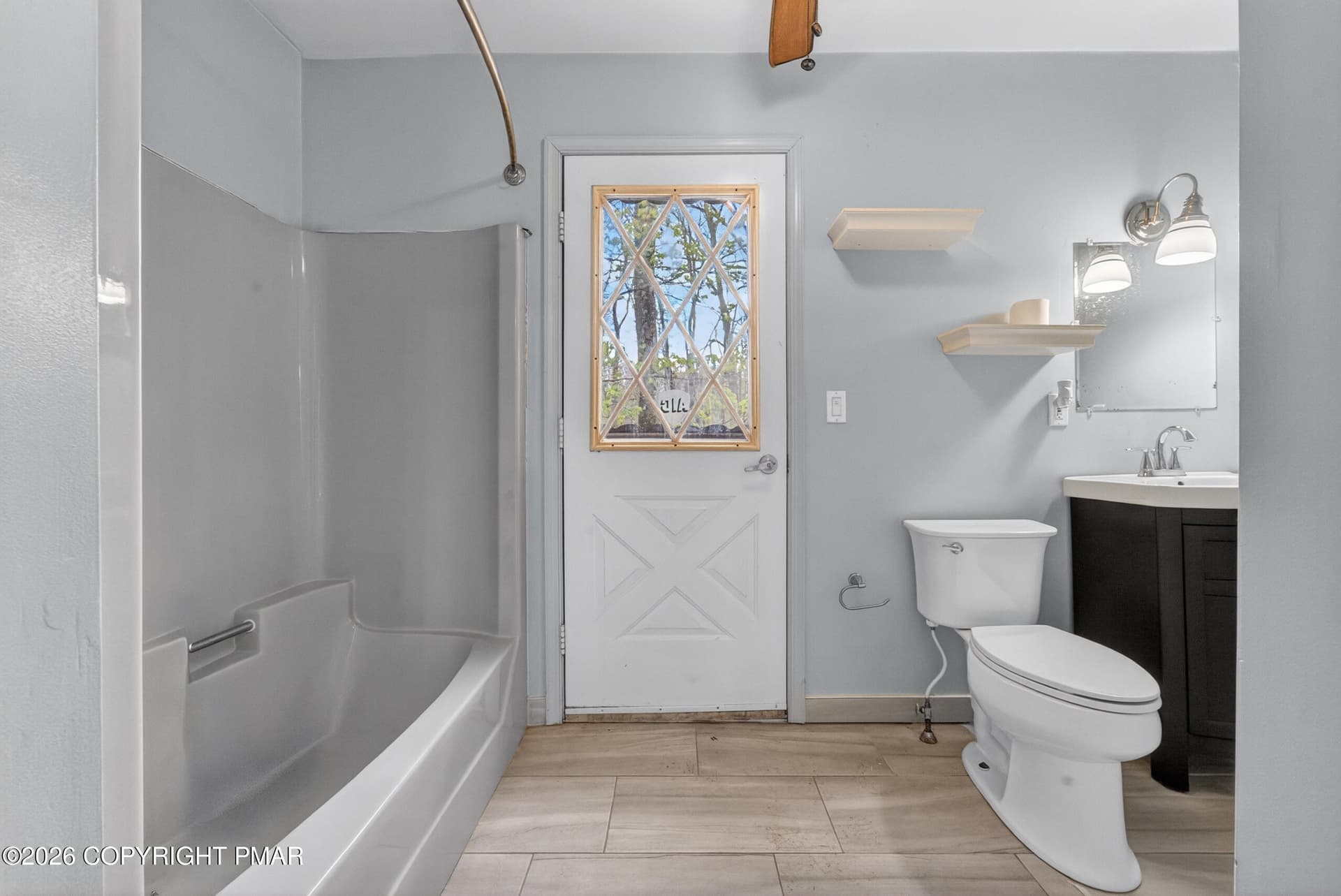 Master Bath - 3152 Hamlet Drive, Tobyhanna, PA 18466