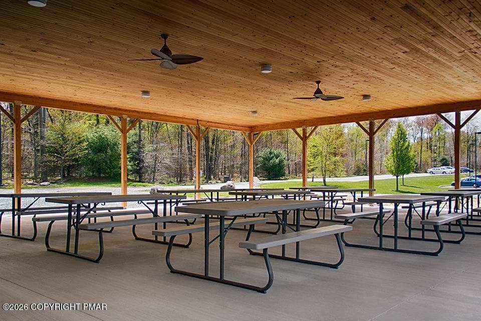 11-CC-F - 113 Gross Drive, Pocono Pines, PA 18350, Pocono Pines