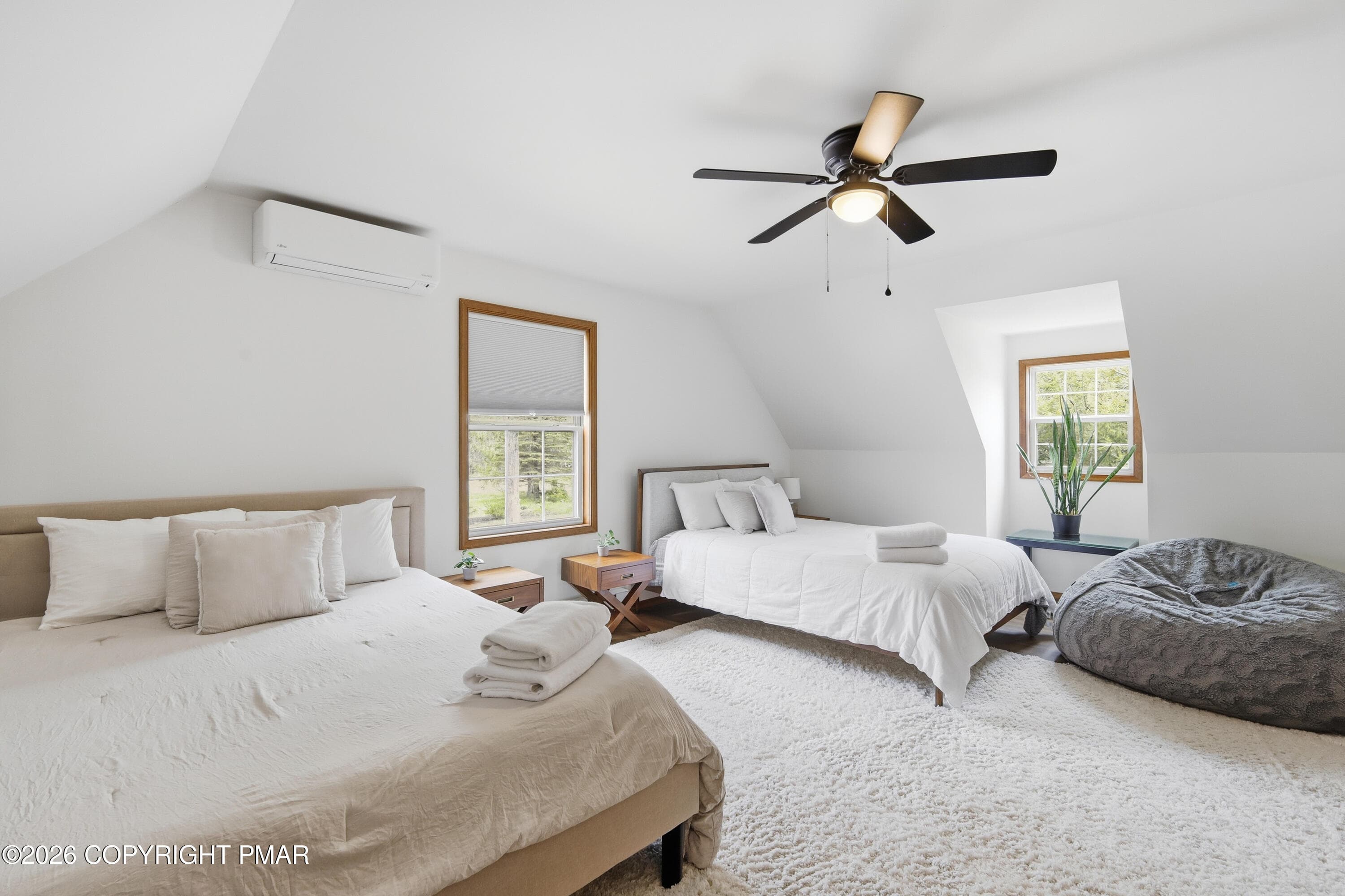 Bed 3 - 8555 Bumble Bee Way, Tobyhanna, PA 18466, Tobyhanna