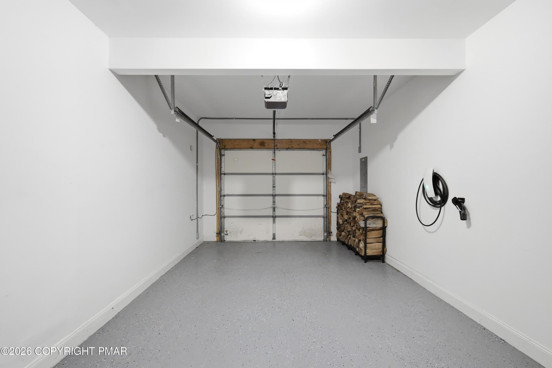 Garage - 8555 Bumble Bee Way, Tobyhanna, PA 18466