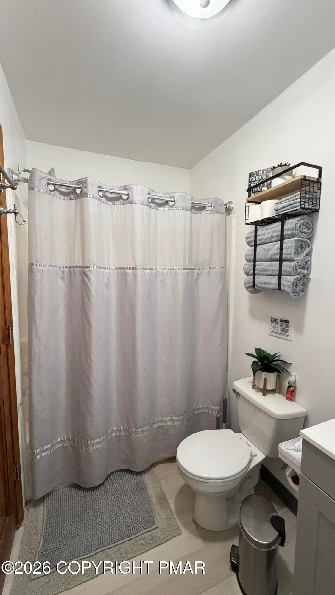 Main Bathroom - 8415 Porcupine Drive, Tobyhanna, PA 18466, Tobyhanna