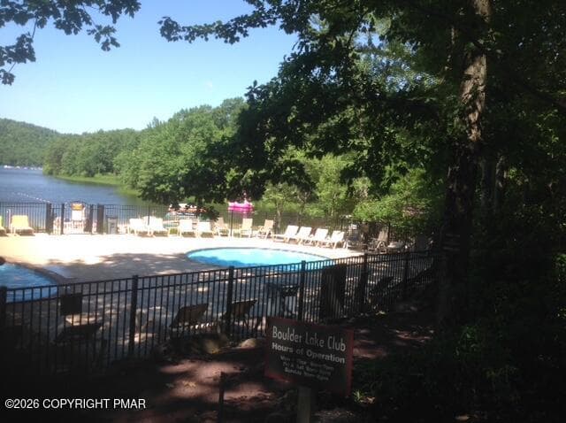 Pool & Lake - Copy - 33 Elevator, Lake Harmony, PA 18624