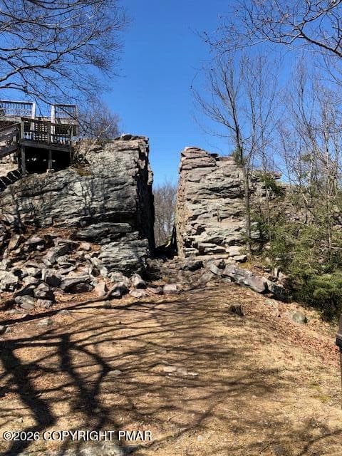 Split Rock - 33 Elevator, Lake Harmony, PA 18624