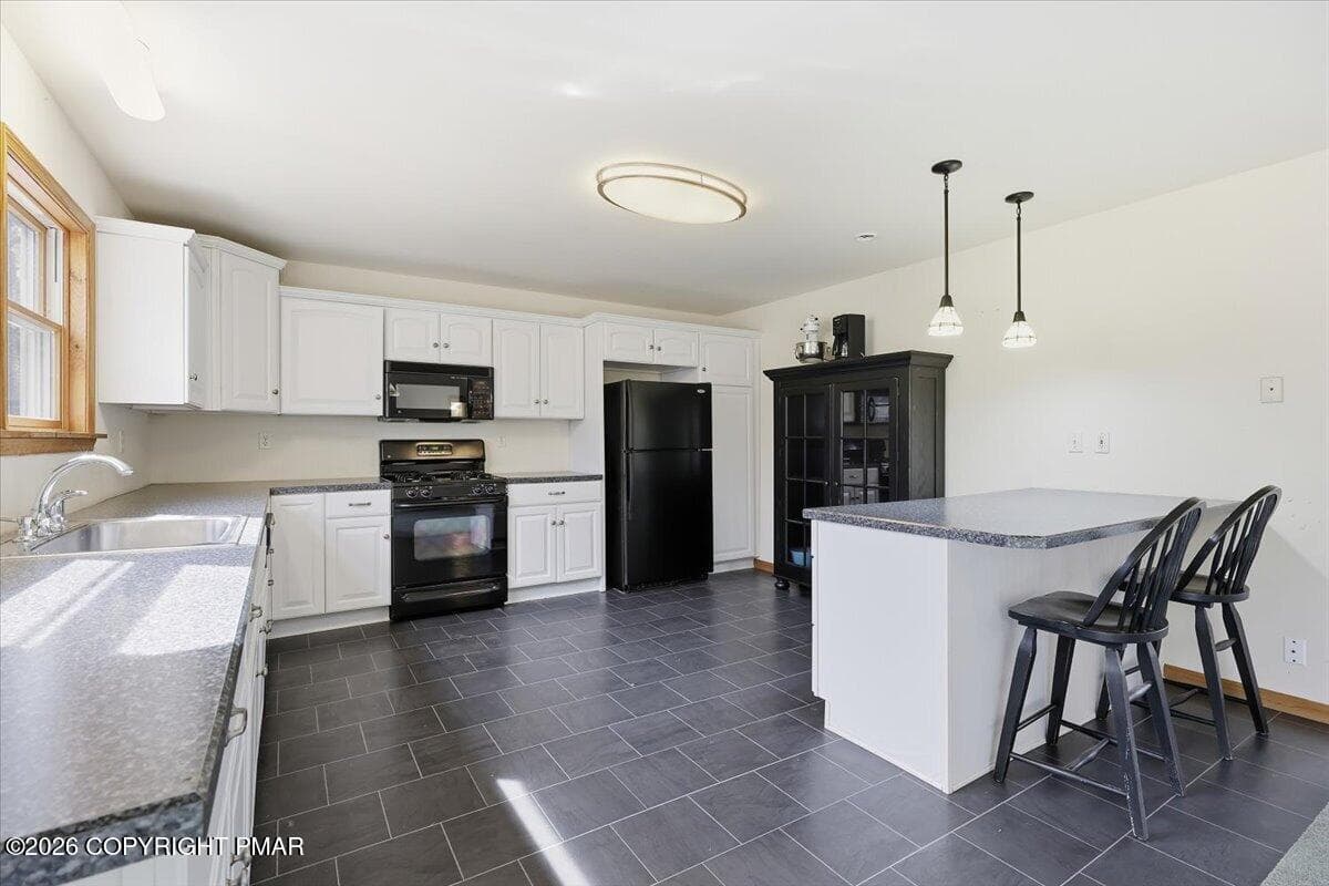 13 Kitchen - 102 Loveland Drive, Tafton, PA 18464, Tafton