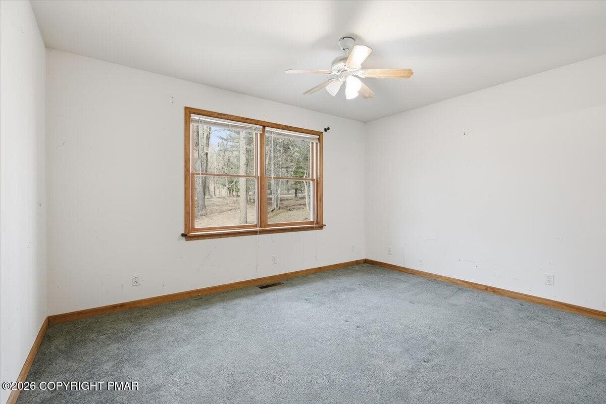 24 Bedroom 2 - 102 Loveland Drive, Tafton, PA 18464, Tafton