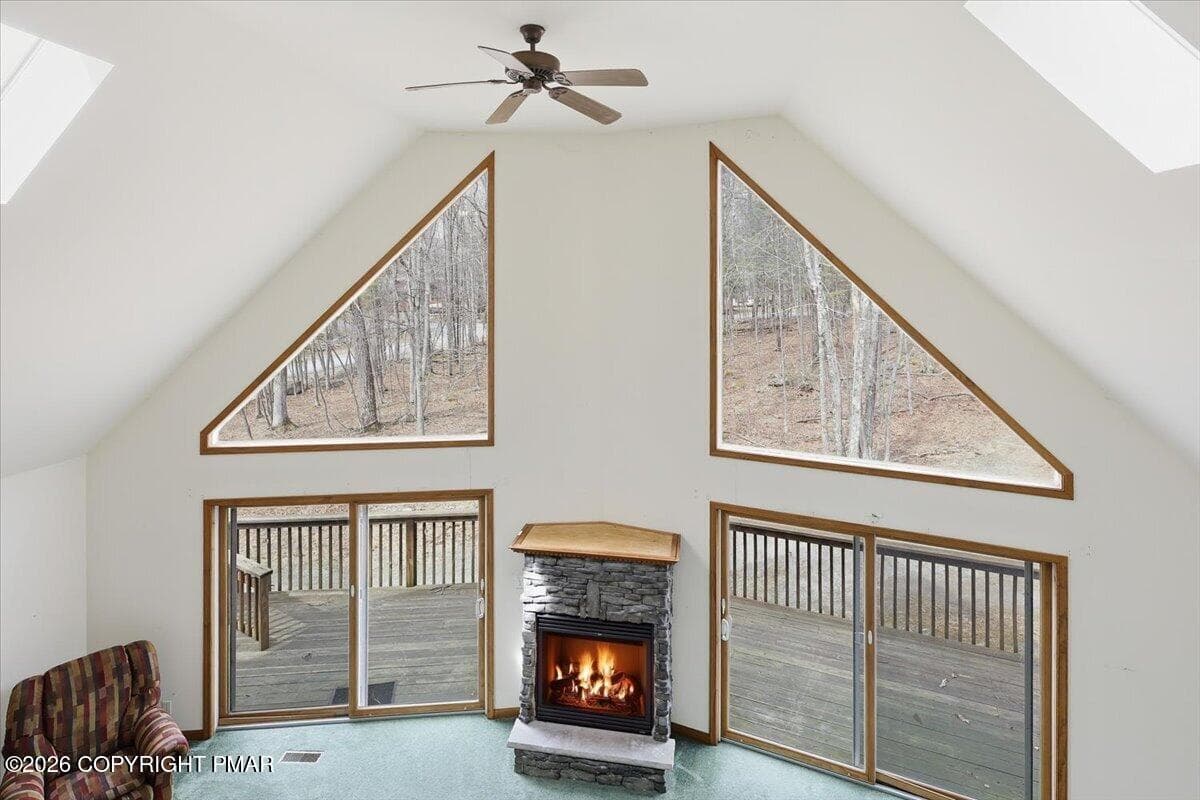 29 Loft - 102 Loveland Drive, Tafton, PA 18464, Tafton