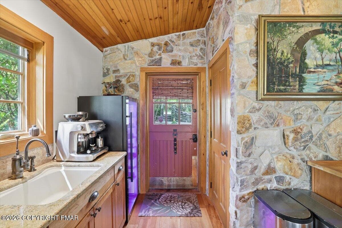 Kitchen - 223 Huckleberry Lane, Buck Hill Falls, PA 18323, Buck Hill Falls