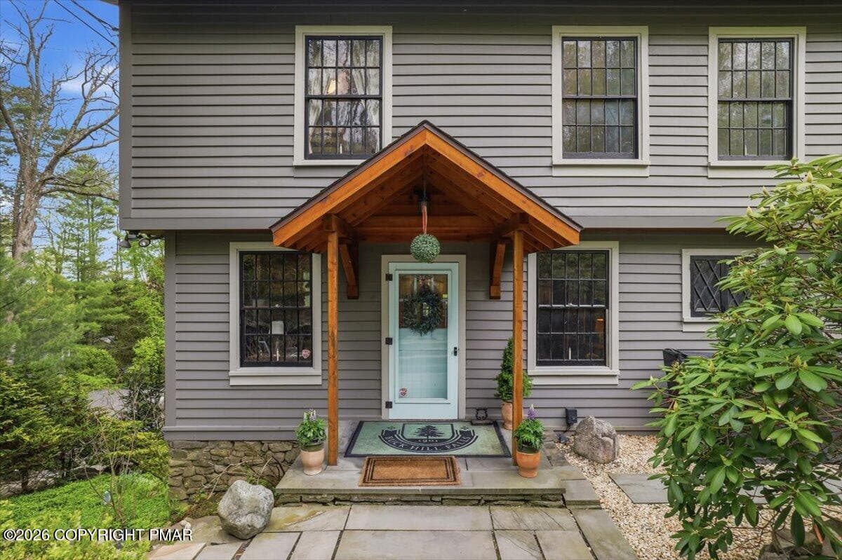 Front entrance - 223 Huckleberry Lane, Buck Hill Falls, PA 18323, Buck Hill Falls