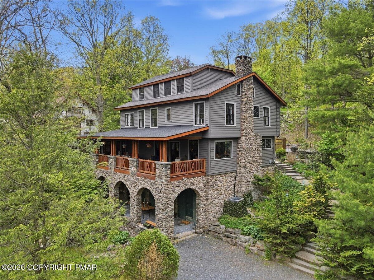 223 Huckleberry Lane - 223 Huckleberry Lane, Buck Hill Falls, PA 18323, Buck Hill Falls