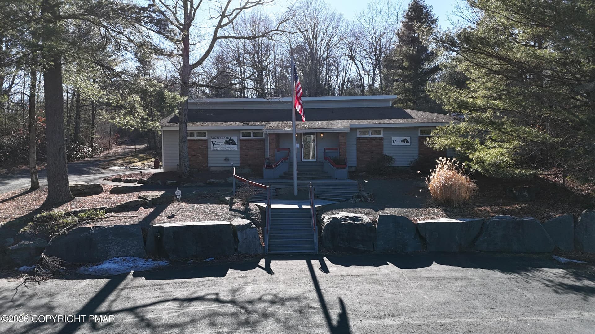 647 Rt 739, Lords Valley, PA 18428