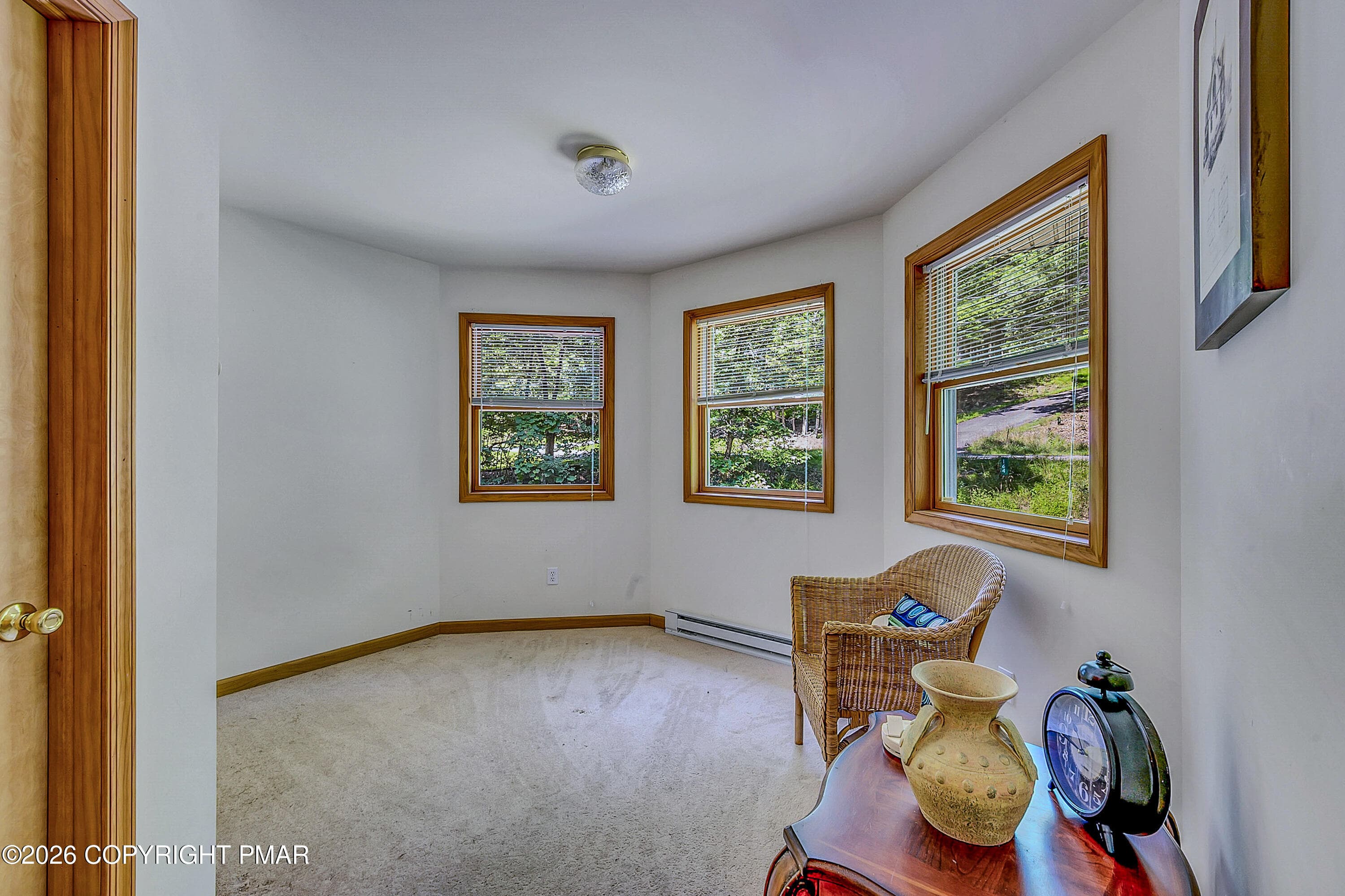 Primary Bedroom Seating Area - 164 Bellingham Drive, Bushkill, PA 18324, Bushkill
